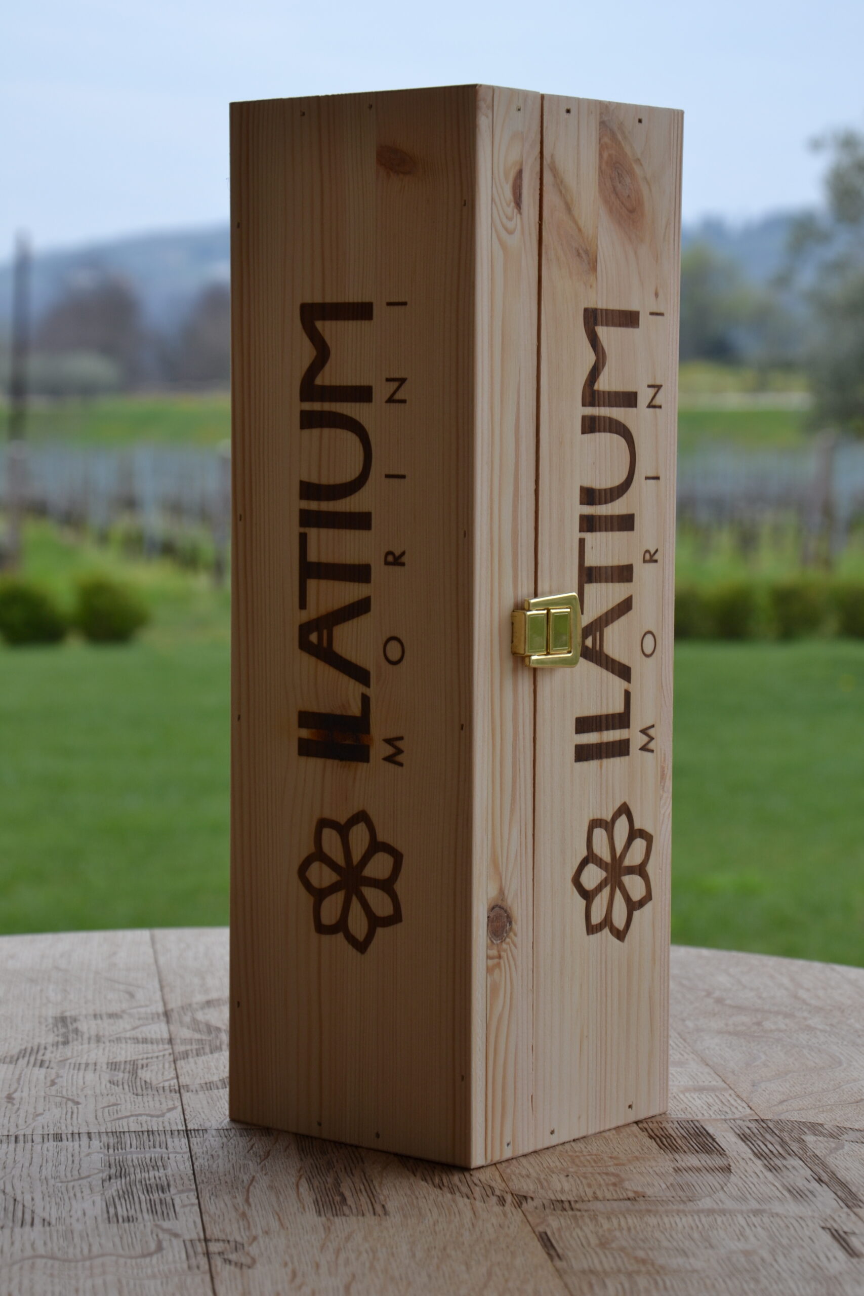 Cofanetto in legno con chiusura clip Ilatium Morini
